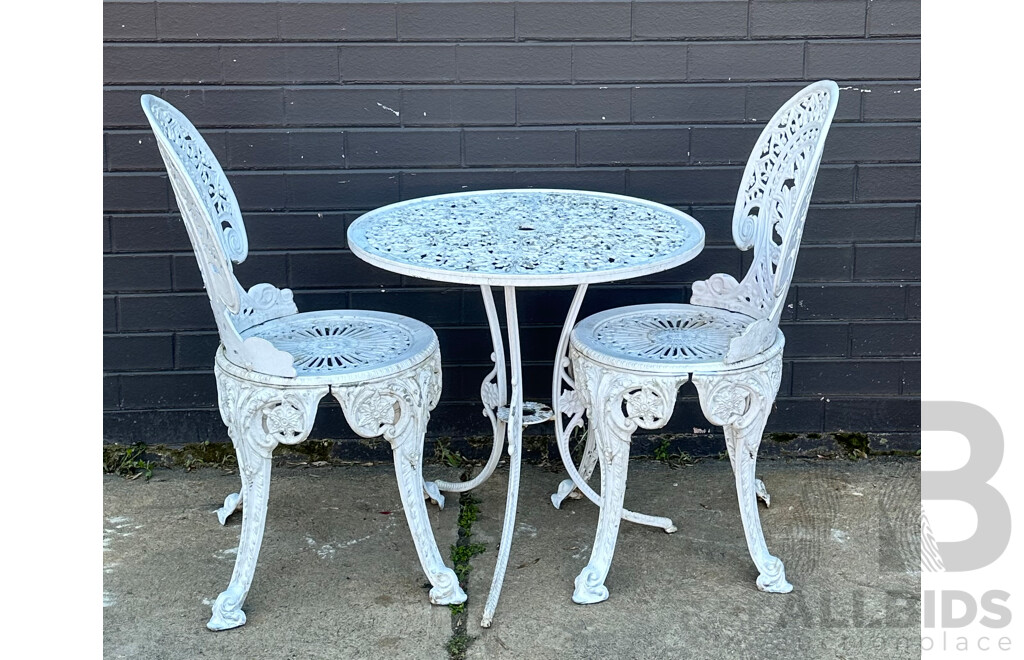 Cast Alloy Three Piece Garden Suite