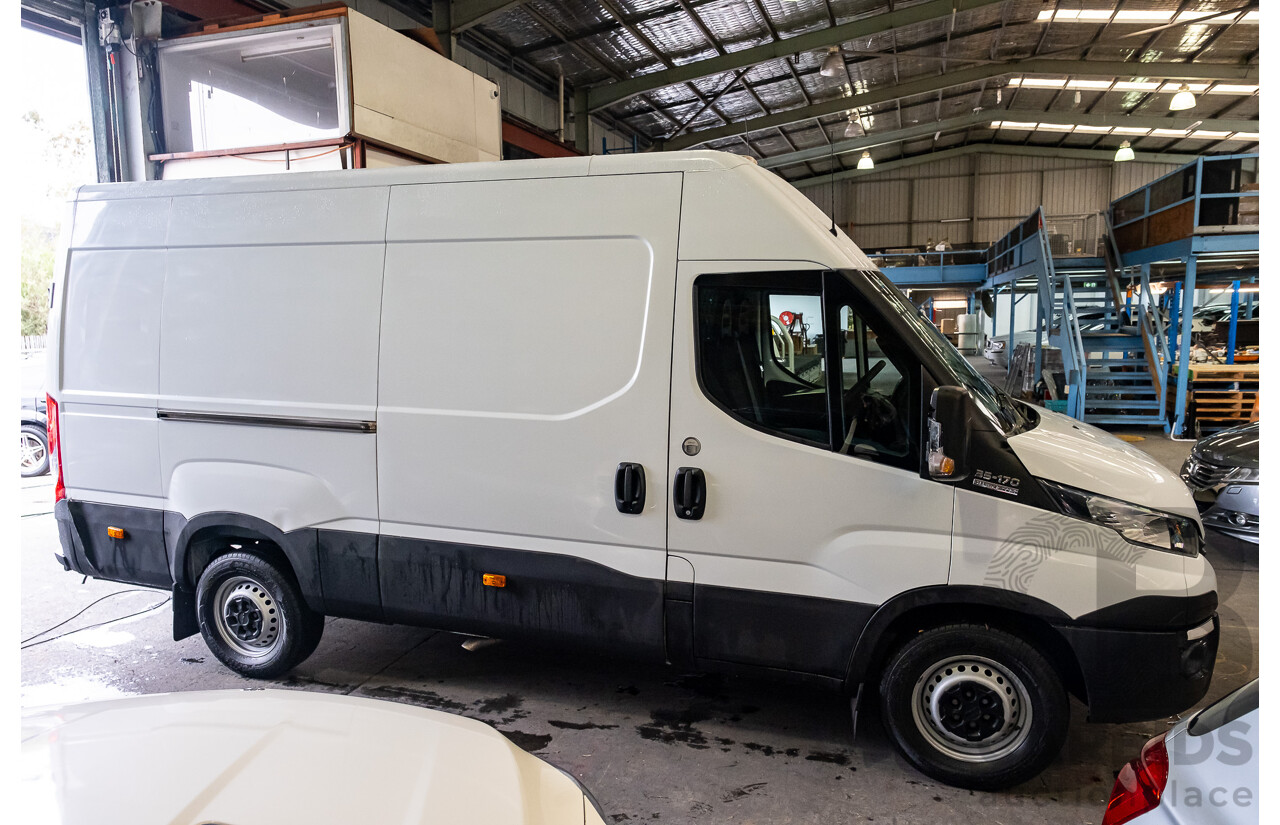 04/2018 Iveco Daily 35S17 MY18 4D Van White Turbo Diesel 3.0L