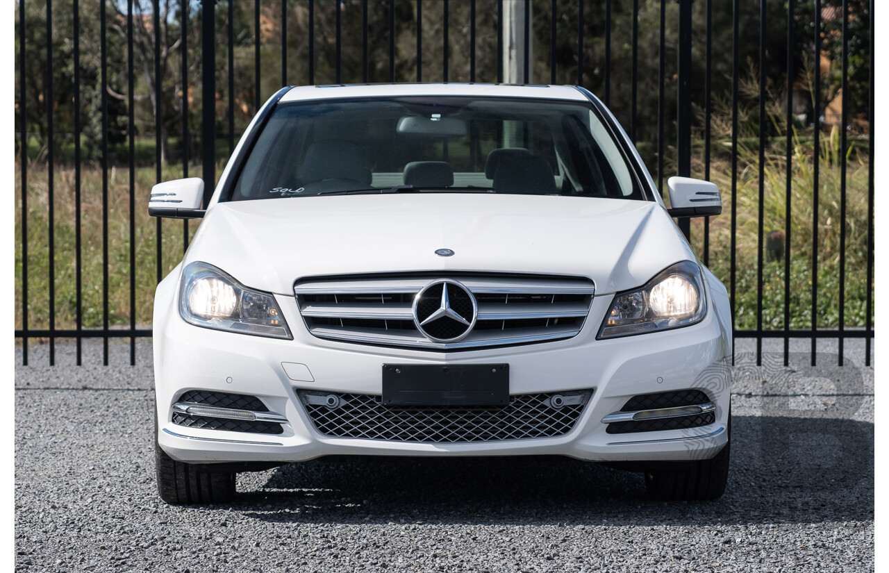 6/2013 Mercedes Benz C250 Avantgarde W204 MY13 4d Sedan Polar White Turbo 1.8L