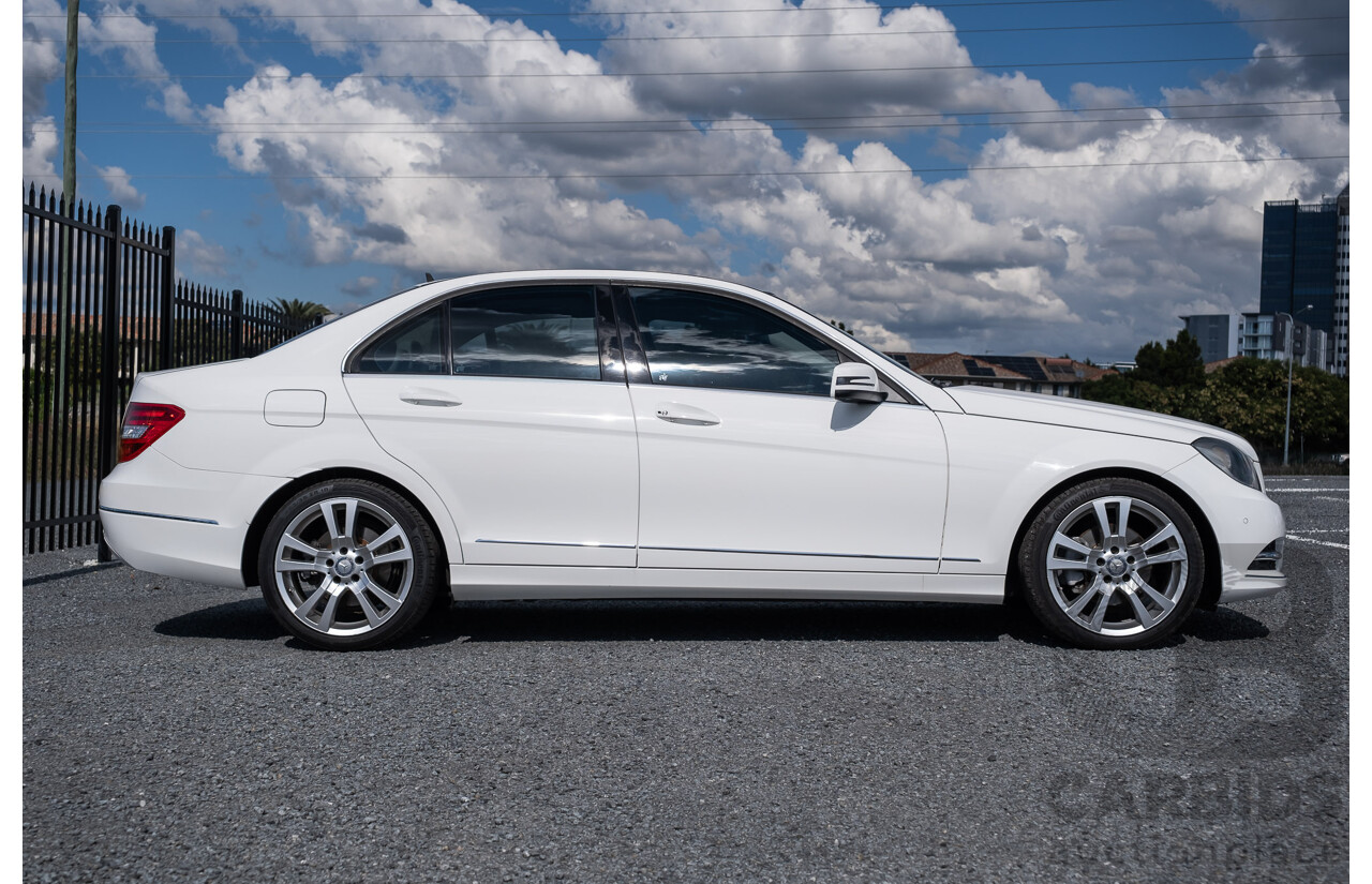 6/2013 Mercedes Benz C250 Avantgarde W204 MY13 4d Sedan Polar White Turbo 1.8L