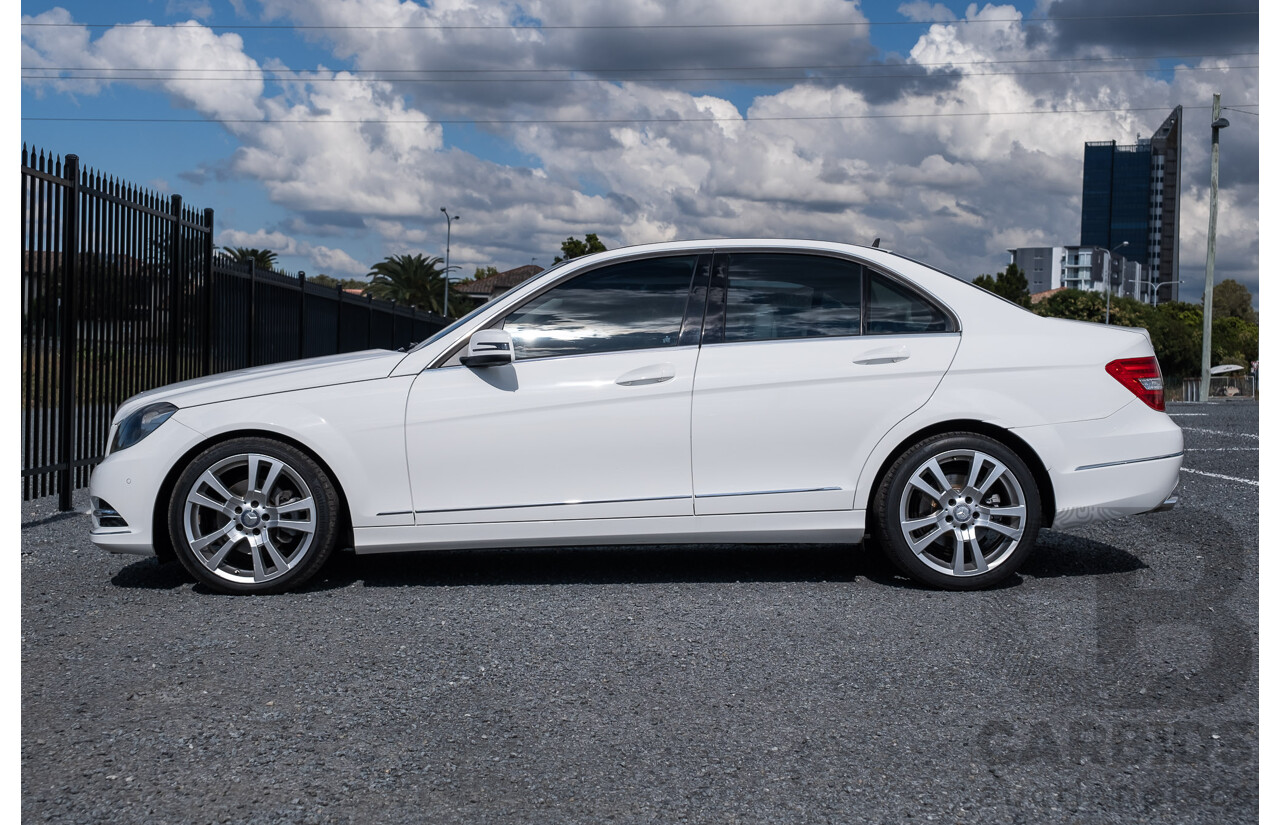 6/2013 Mercedes Benz C250 Avantgarde W204 MY13 4d Sedan Polar White Turbo 1.8L