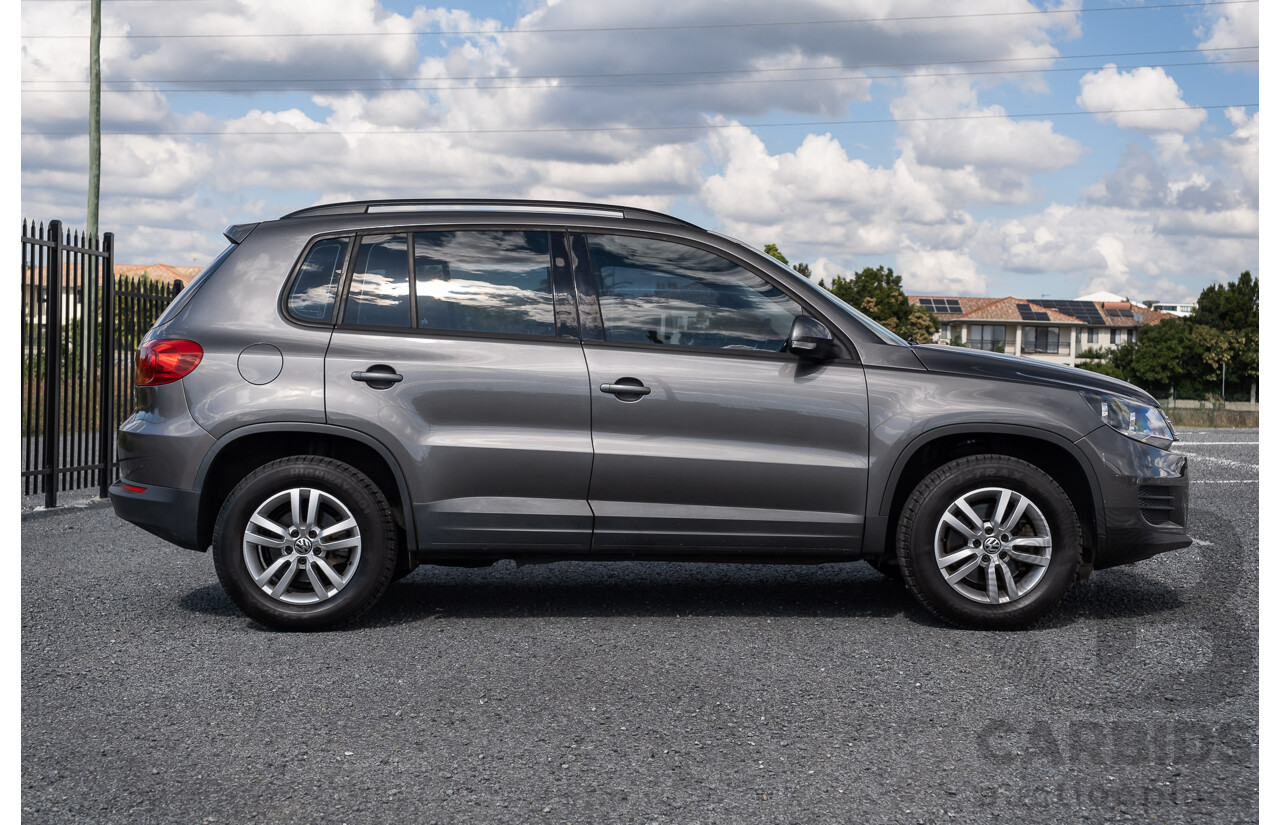 10/2011 Volkswagen Tiguan 118 TSI 5NC MY12 4d Wagon Pepper Grey Metallic Turbo 1.4L