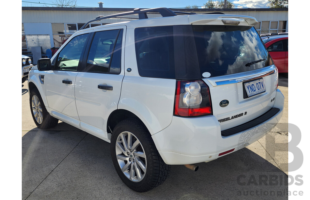 11/2010 Land Rover Freelander 2 SE (4x4) 4x4 LF MY10 4D Wagon White 3.2L