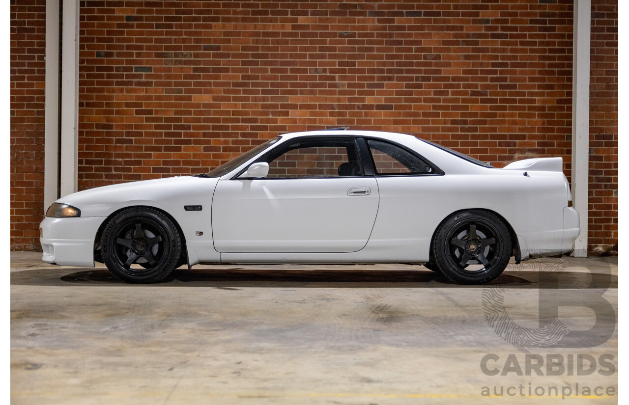 10/1994 Nissan Skyline R33 2d Coupe Ivory Matte White Wrap Turbo 4.0L - Modified with Barra Conversion - 07/2008 Import