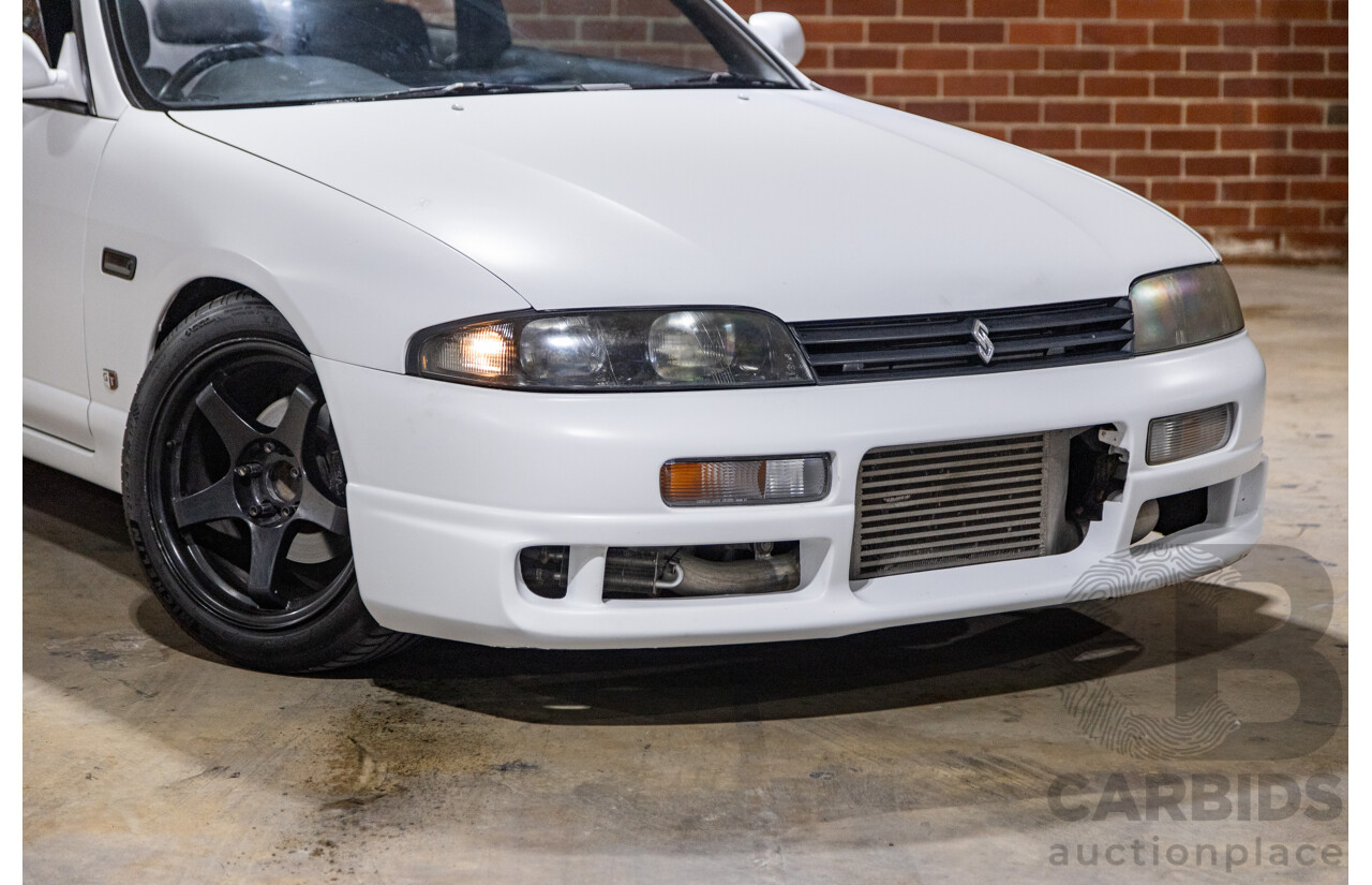 10/1994 Nissan Skyline R33 2d Coupe Ivory Matte White Wrap Turbo 4.0L - Modified with Barra Conversion - 07/2008 Import