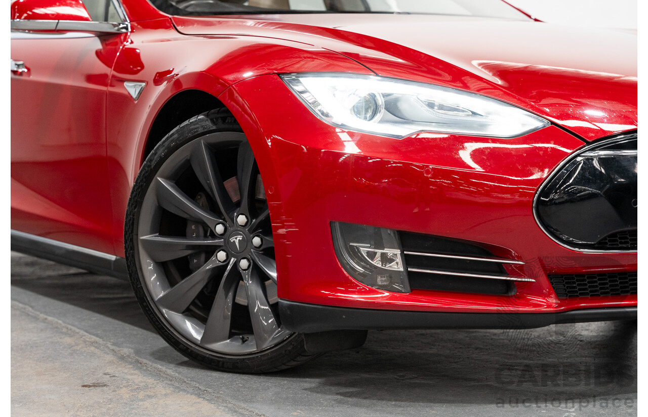 7/2015 Tesla Model S P85D (AWD) 4d Hatchback Prestige Red Dedicated Electric with Performance Mode