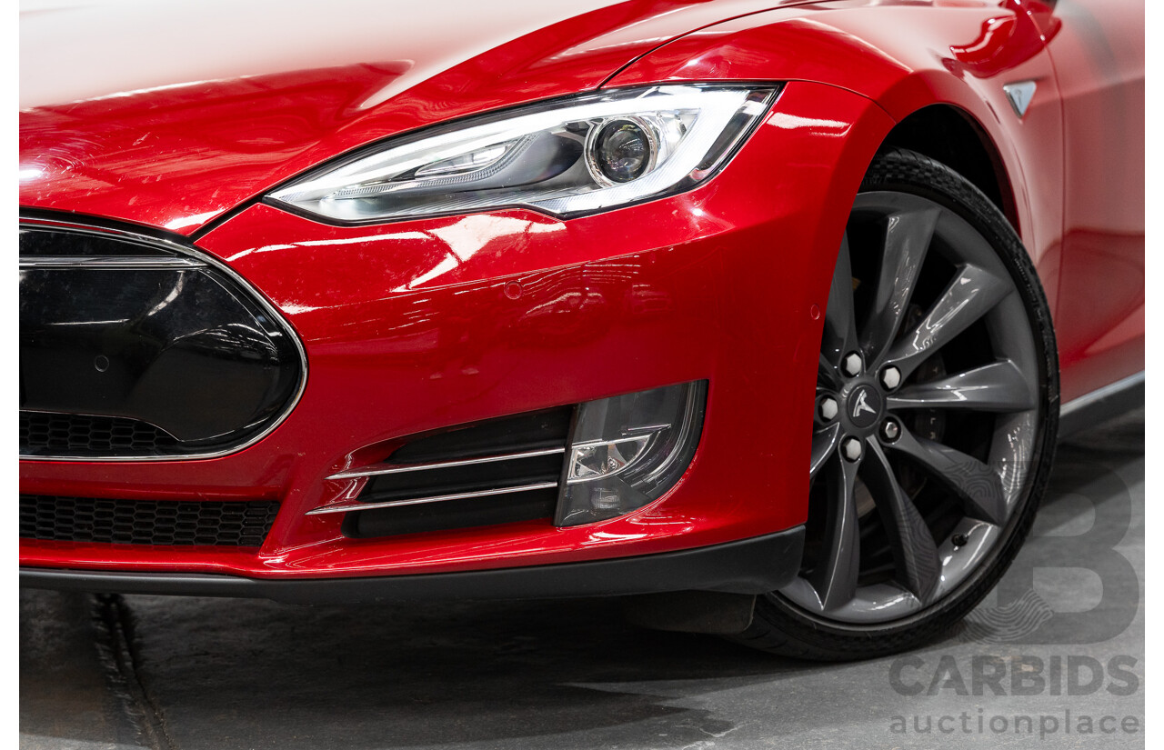 7/2015 Tesla Model S P85D (AWD) 4d Hatchback Prestige Red Dedicated Electric with Performance Mode