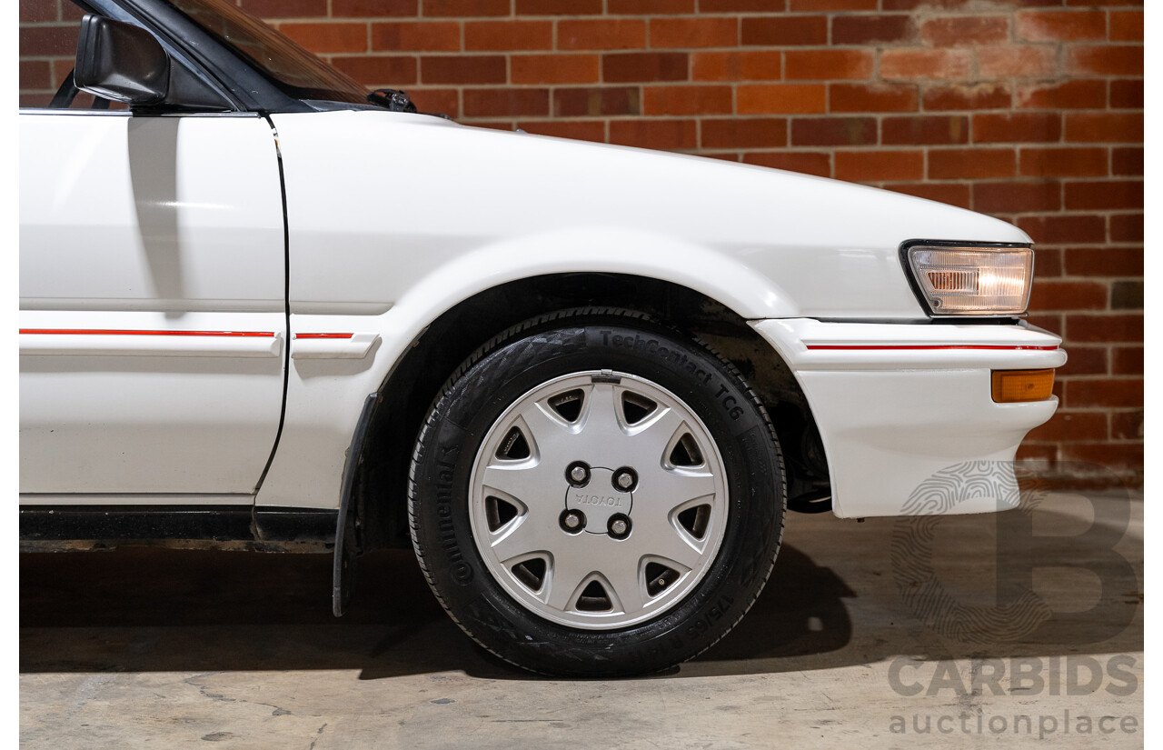 10/1990 Toyota Corolla SX SECA AE93 5d Liftback White 4A-GE 1.6L