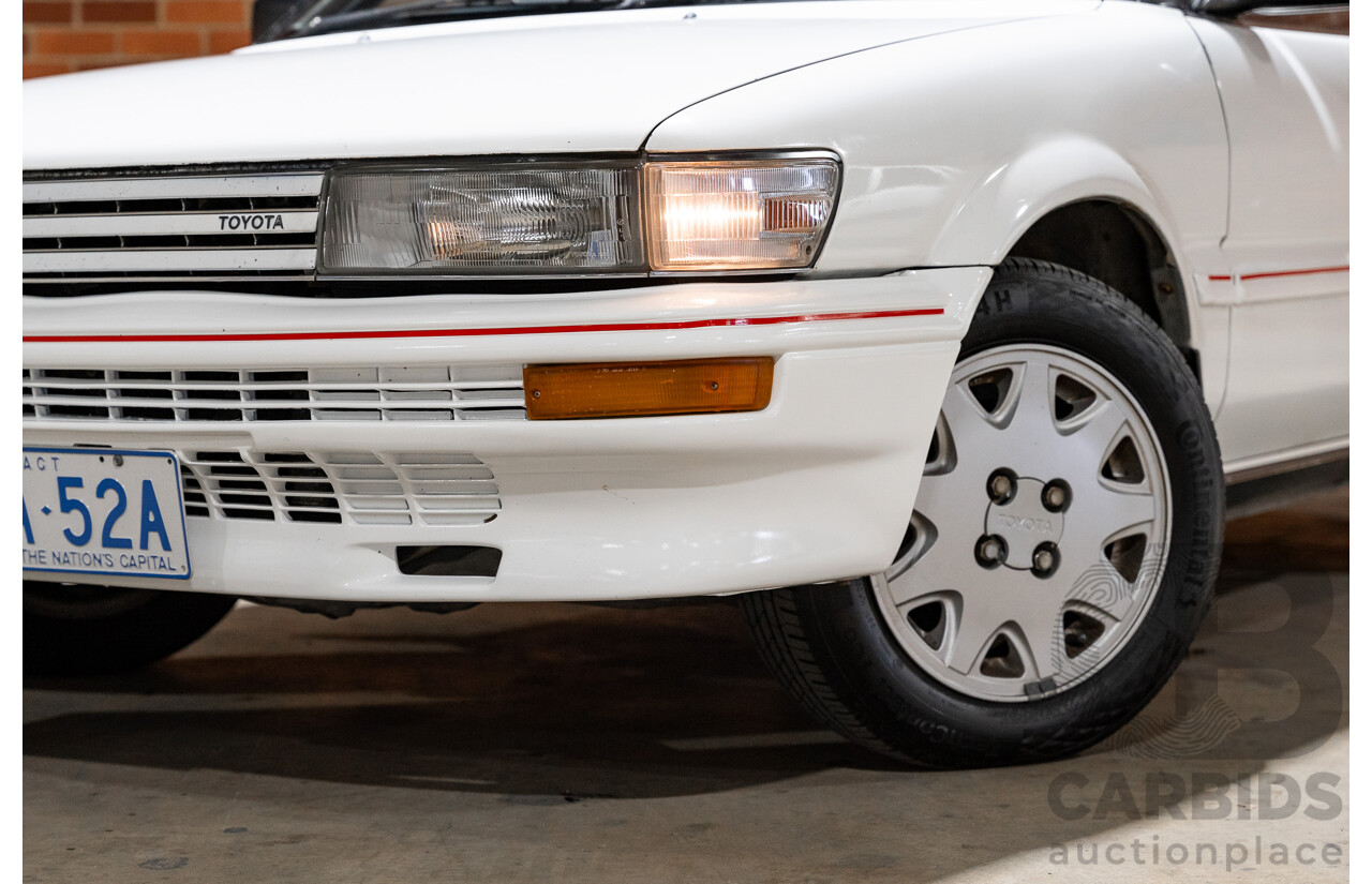 10/1990 Toyota Corolla SX SECA AE93 5d Liftback White 4A-GE 1.6L