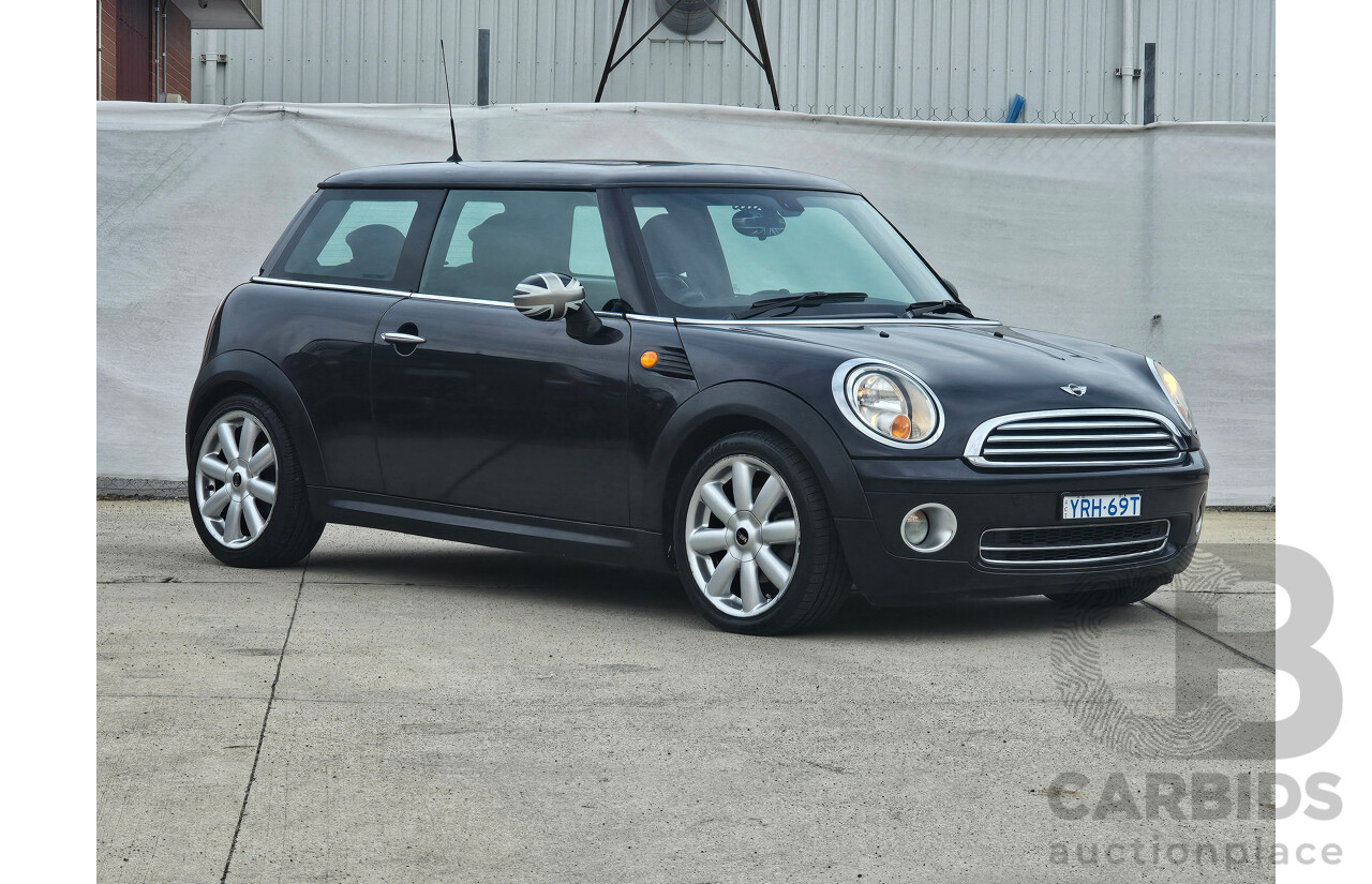 4/2008 Mini Cooper  R56 2d Hatchback Astro Black 1.6L