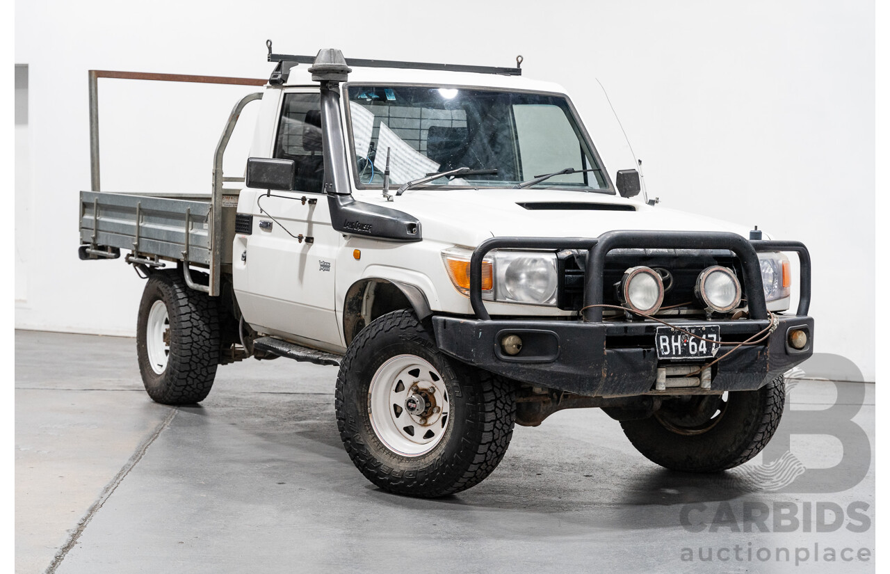 10/2007 Toyota Landcruiser Workmate (4x4) VDJ79R 2d C/Chas White Turbo Diesel V8 4.5L