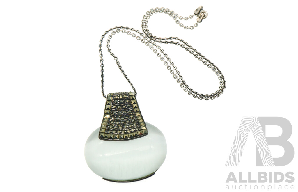 Sterling Silver Moonstone Cabochon & Marcasite Pendant, 45mm on a SS Fancy Link Chain, 45cm, 28.58 Grams