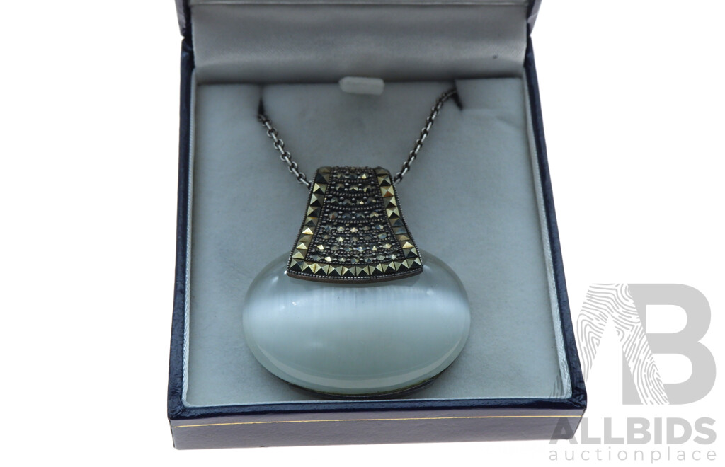 Sterling Silver Moonstone Cabochon & Marcasite Pendant, 45mm on a SS Fancy Link Chain, 45cm, 28.58 Grams