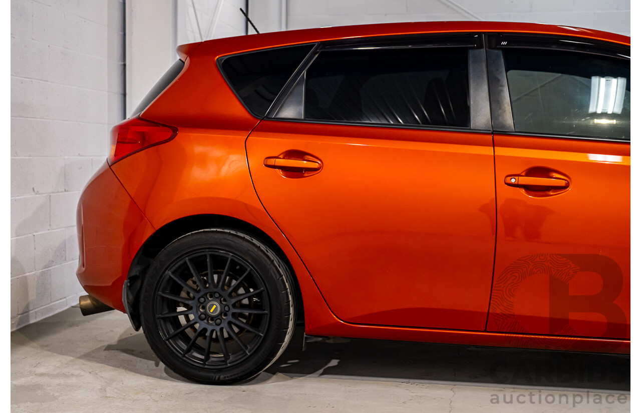 3/2015 Toyota Corolla Levin SX ZRE182R MY15 4d Hatchback Inferno Metallic Orange 1.8L