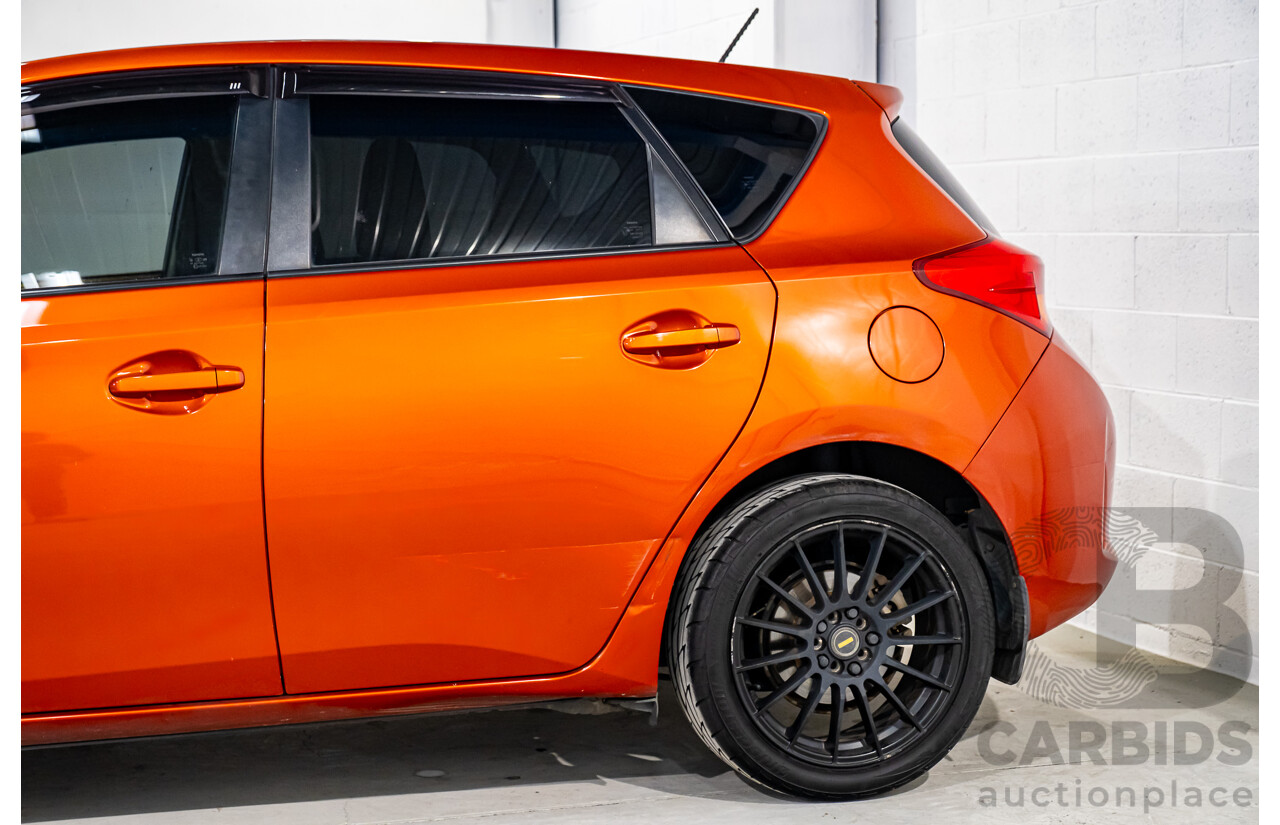 3/2015 Toyota Corolla Levin SX ZRE182R MY15 4d Hatchback Inferno Metallic Orange 1.8L