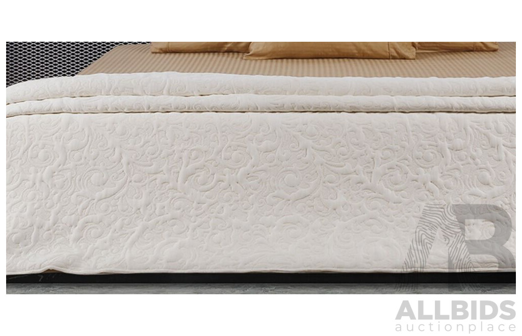 FERN FABRIC Royal Gold  - Queen - 650GSM Coverlet - ORP $329.00