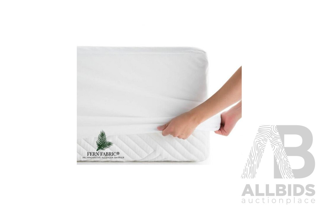 FERN FABRIC Double Size Fitted Sheets - ORP $119.00