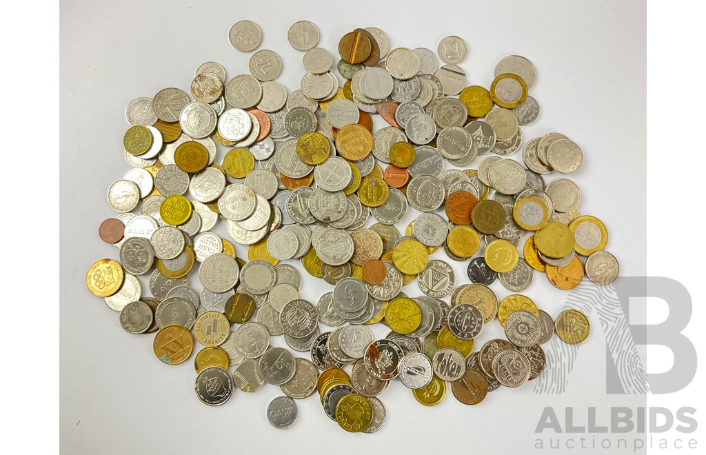 Collection of International Coins and Tokens Including AMF, Italian Phone, Super Stars of League, Sydney Harbour Bridge Commemorative and More - Approximately 1.65 Kilograms