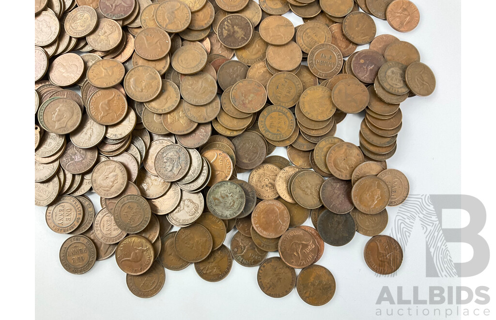 Collection of Australian KGV, KGVI and QE2 Pennies with Solid Timber Box - Approximately 3.25 Kilograms