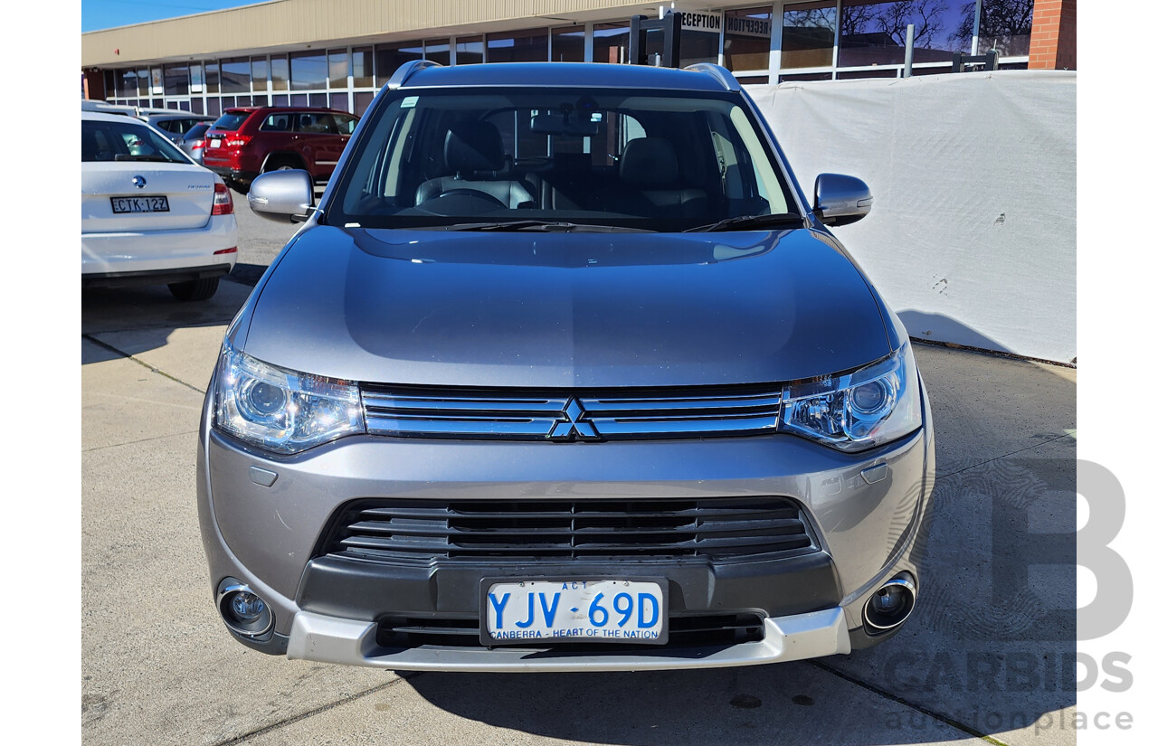 06/2014 Mitsubishi Outlander ASPIRE PHEV AWD ZJ MY14 4D Wagon Grey 2.0L