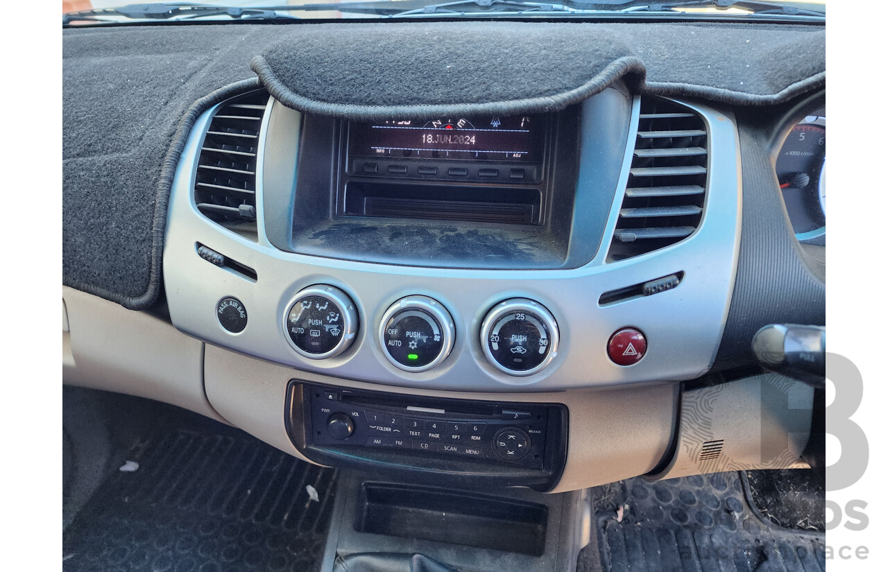 05/2012 Mitsubishi Triton GLX-R (4x4) MN MY12 Double Cab Utility Grey 2.5L