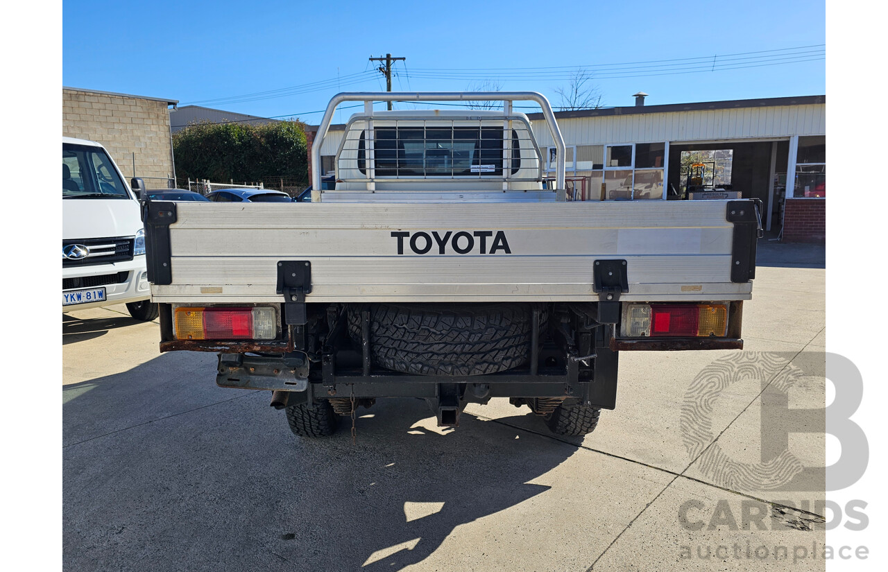 08/2020 Toyota Landcruiser GX (4x4) 4x4 VDJ79R C/Chas White 4.5L