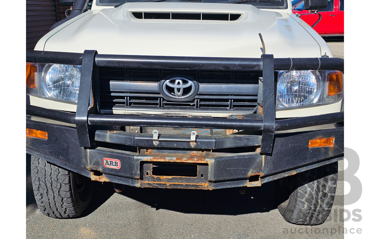 08/2020 Toyota Landcruiser GX (4x4) 4x4 VDJ79R C/Chas White 4.5L