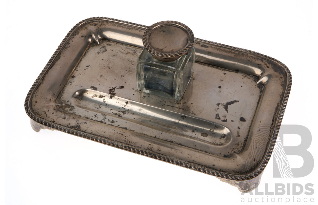 Antique Sterling Silver Ink Well Set with Glass Inkwell and Sterling Silver Lid, London 1922,