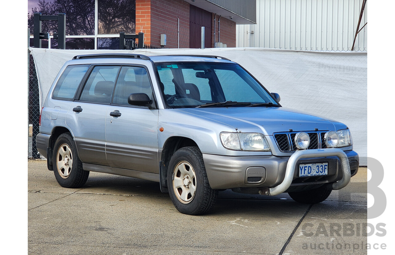 10/2001 Subaru Forester LIMITED AWD MY01 4D Wagon Silver 2.0L