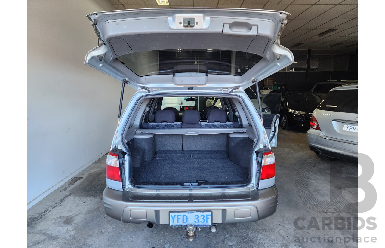 10/2001 Subaru Forester LIMITED AWD MY01 4D Wagon Silver 2.0L