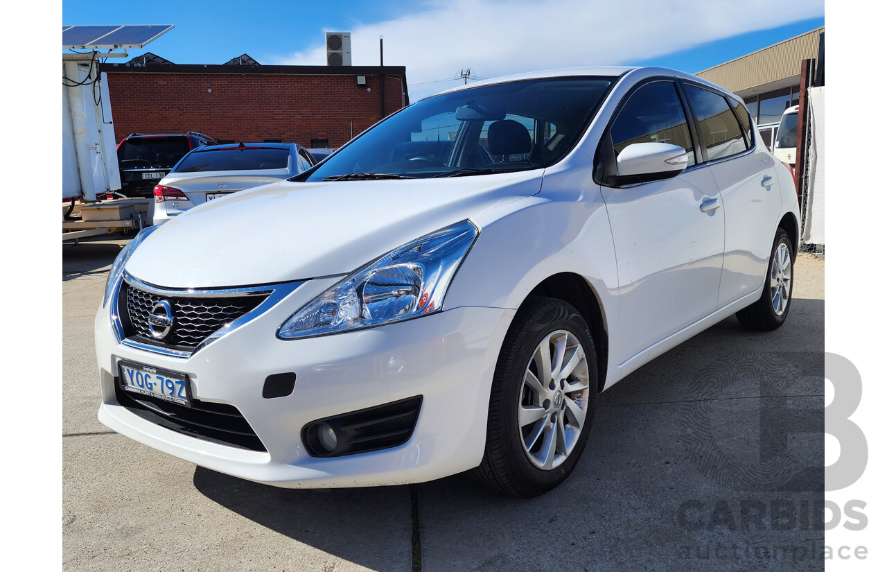 11/2015 Nissan Pulsar ST-L FWD C12 SERIES 2 5D Hatchback White 1.8L