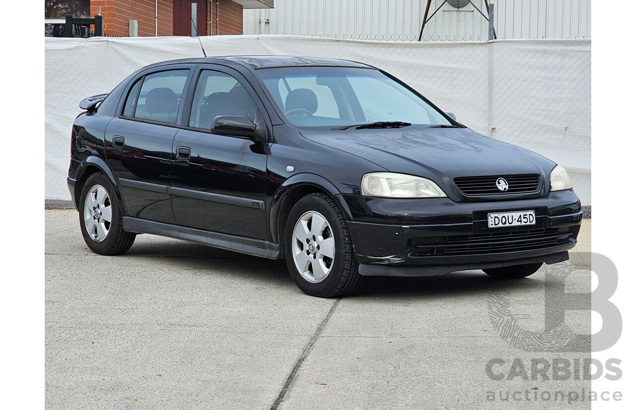 1/2003 Holden Astra CD TS 5d Hatchback Black 1.8L