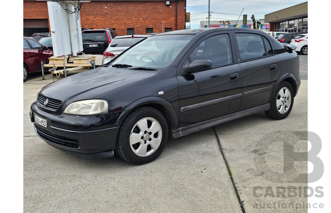 1/2003 Holden Astra CD TS 5d Hatchback Black 1.8L