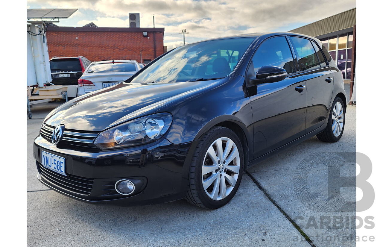 10/2009 Volkswagen Golf 118 TSI COMFORTLINE FWD 1K MY10 5D Hatchback Black 1.4L