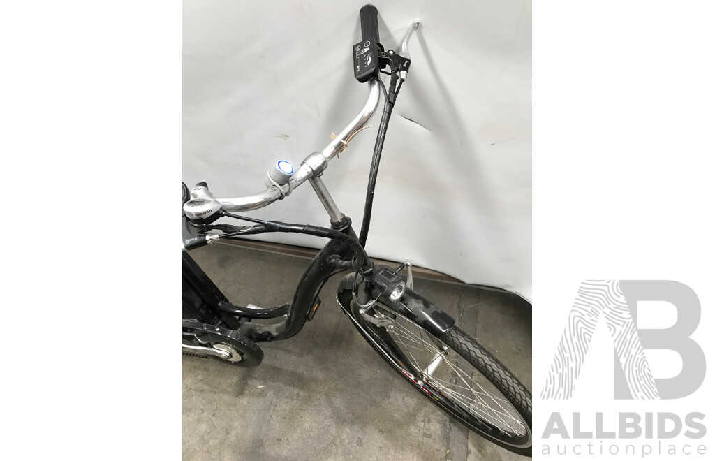 Black 6 Speed Electric Bicycle