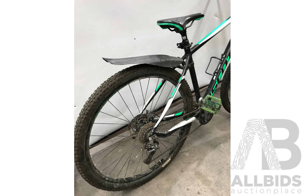 Scott Aspect 940 27-Speed Mountain Bike