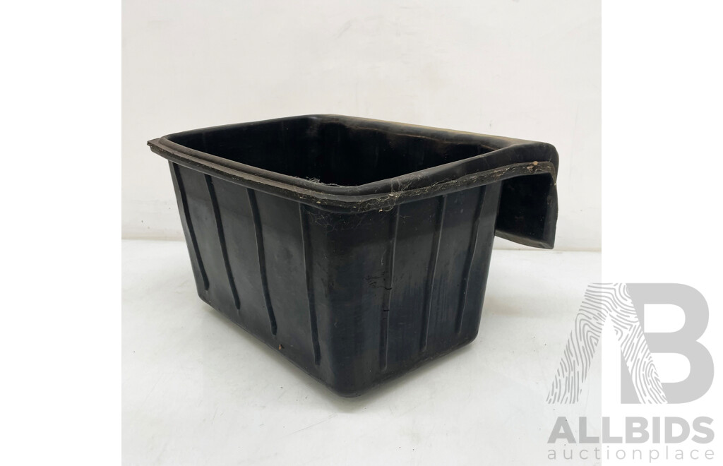 Black Rubber Fence Baskets - Lot of 5