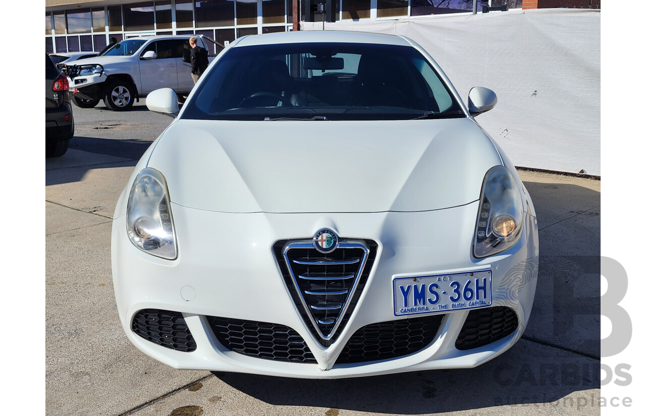 03/2014 Alfa Romeo Giulietta PROGRESSION 1.4 FWD  5D Hatchback White 1.4L