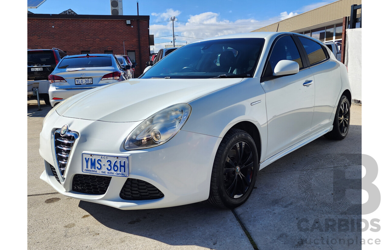 03/2014 Alfa Romeo Giulietta PROGRESSION 1.4 FWD  5D Hatchback White 1.4L