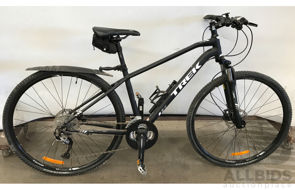 Trek 8.4 Dual Sport 27 Speed Mountain Bike