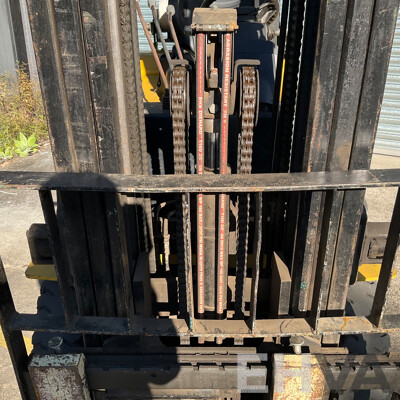 2014 Yale Forklift GLP25TK