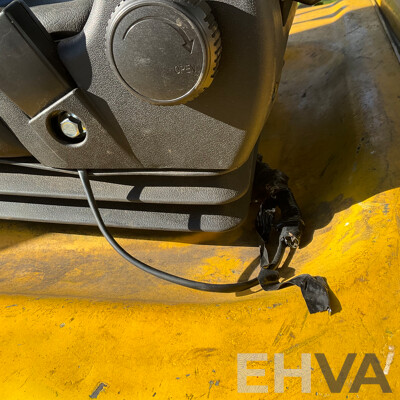 2014 Yale Forklift GLP25TK