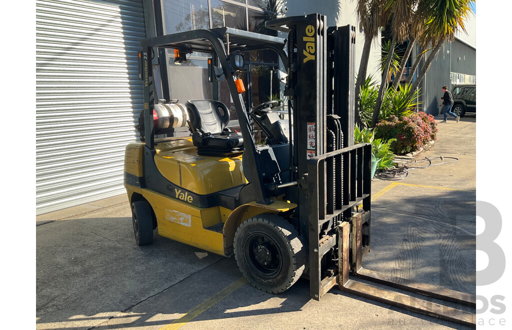 2014 Yale Forklift GLP25TK