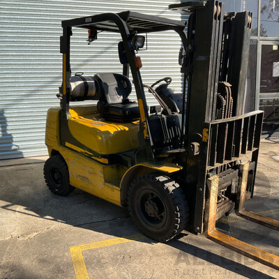 2014 Yale Forklift GLP25TK