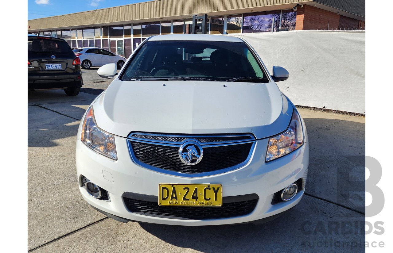 02/2014 Holden Cruze EQUIPE FWD JH MY14 5D Hatchback White 1.8L