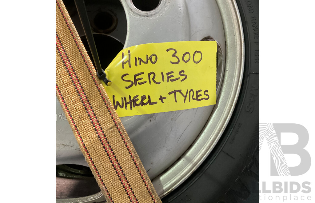 Assorted of  185/85 R16 Wheels & Tyers for HINO 300 Series