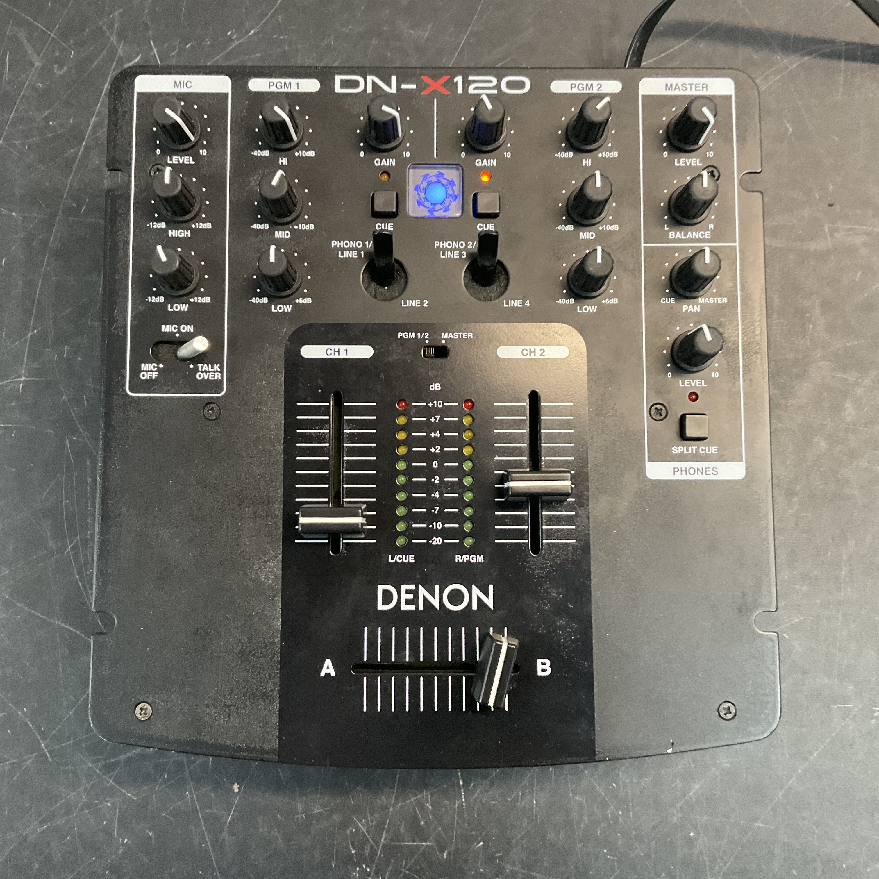 DENON DN-X120 Compact DJ Mixer - Lot 1559202 | EHVA