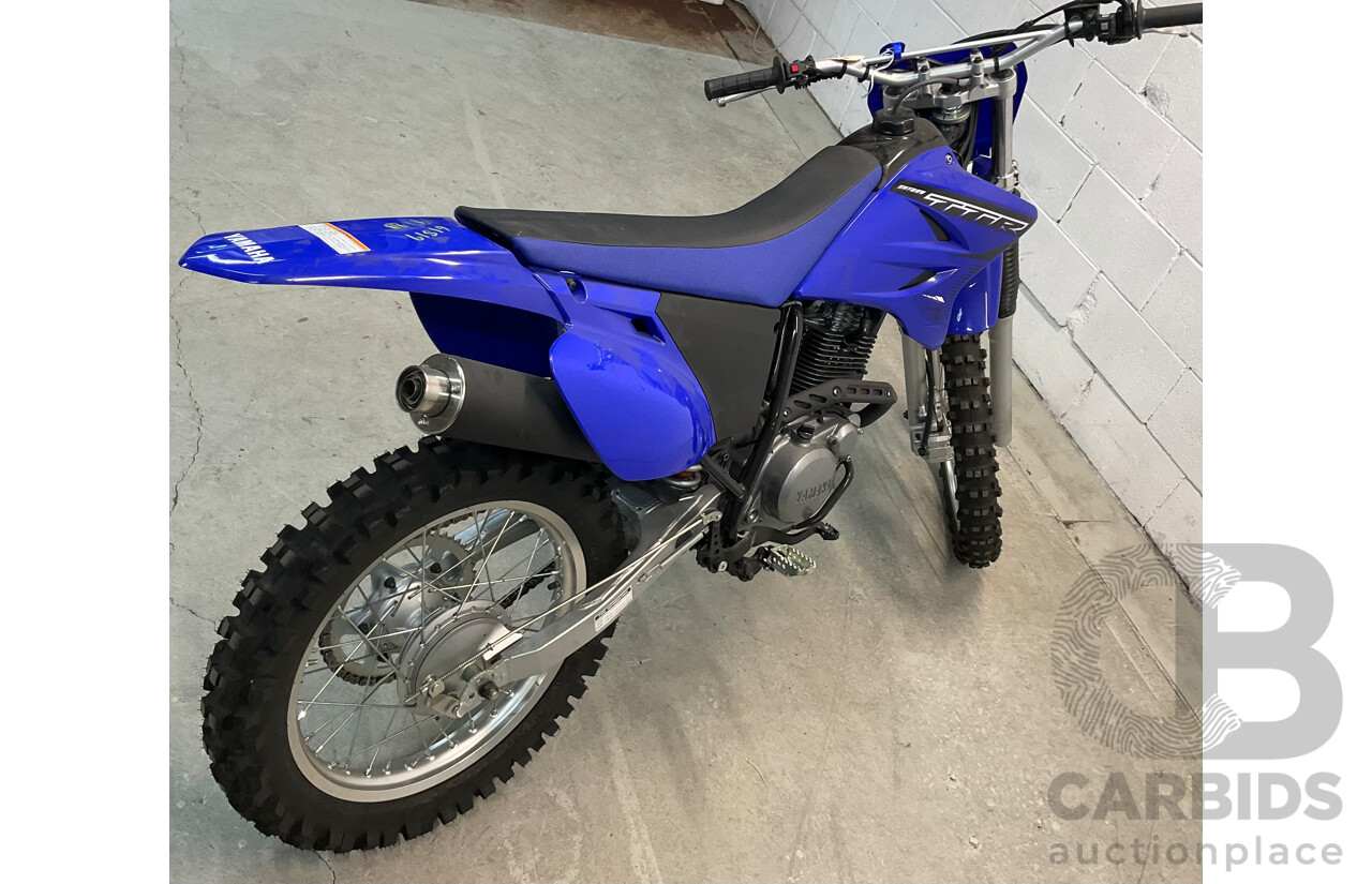 YAMAHA TTR230 Dirt Bike