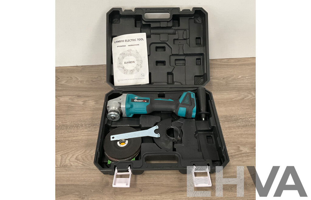 AUSTOOL Angle Grinder with Carry Case & PERFORMER Jig Saw - Lot of 2