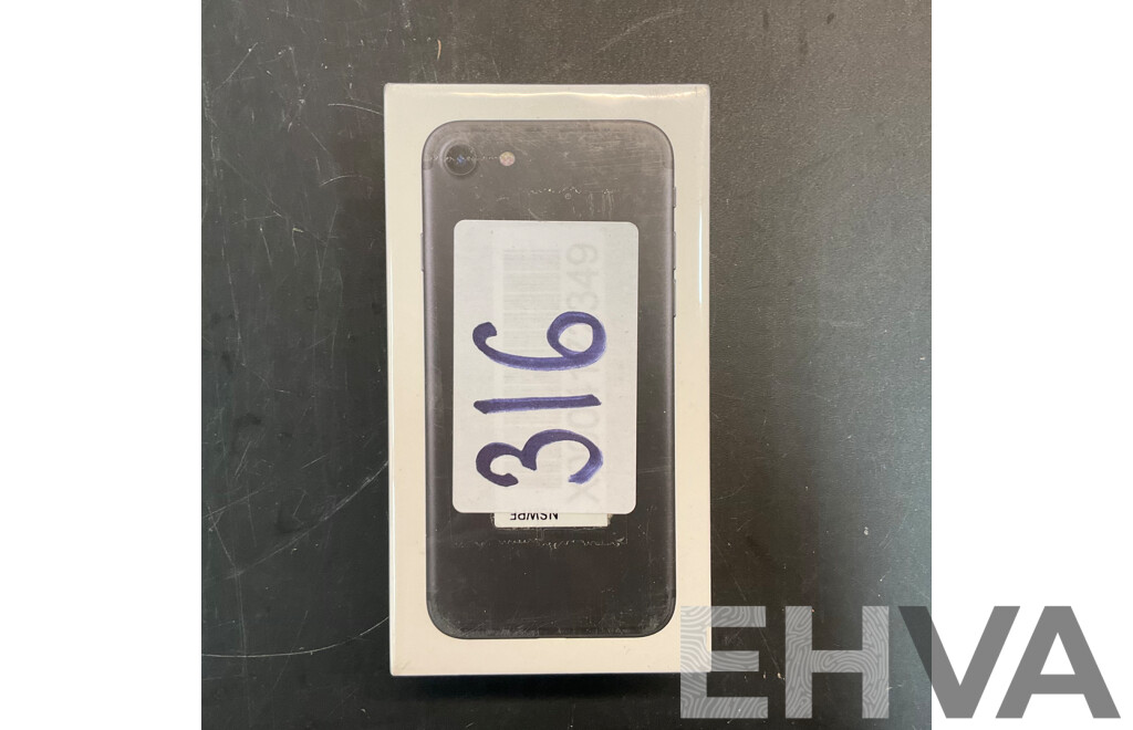 APPLE IPhone 7 Black 32G with Telstra Pre-paid SIM Kit